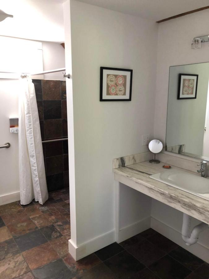 Shoreham Inn Bed & Breakfast מראה חיצוני תמונה
